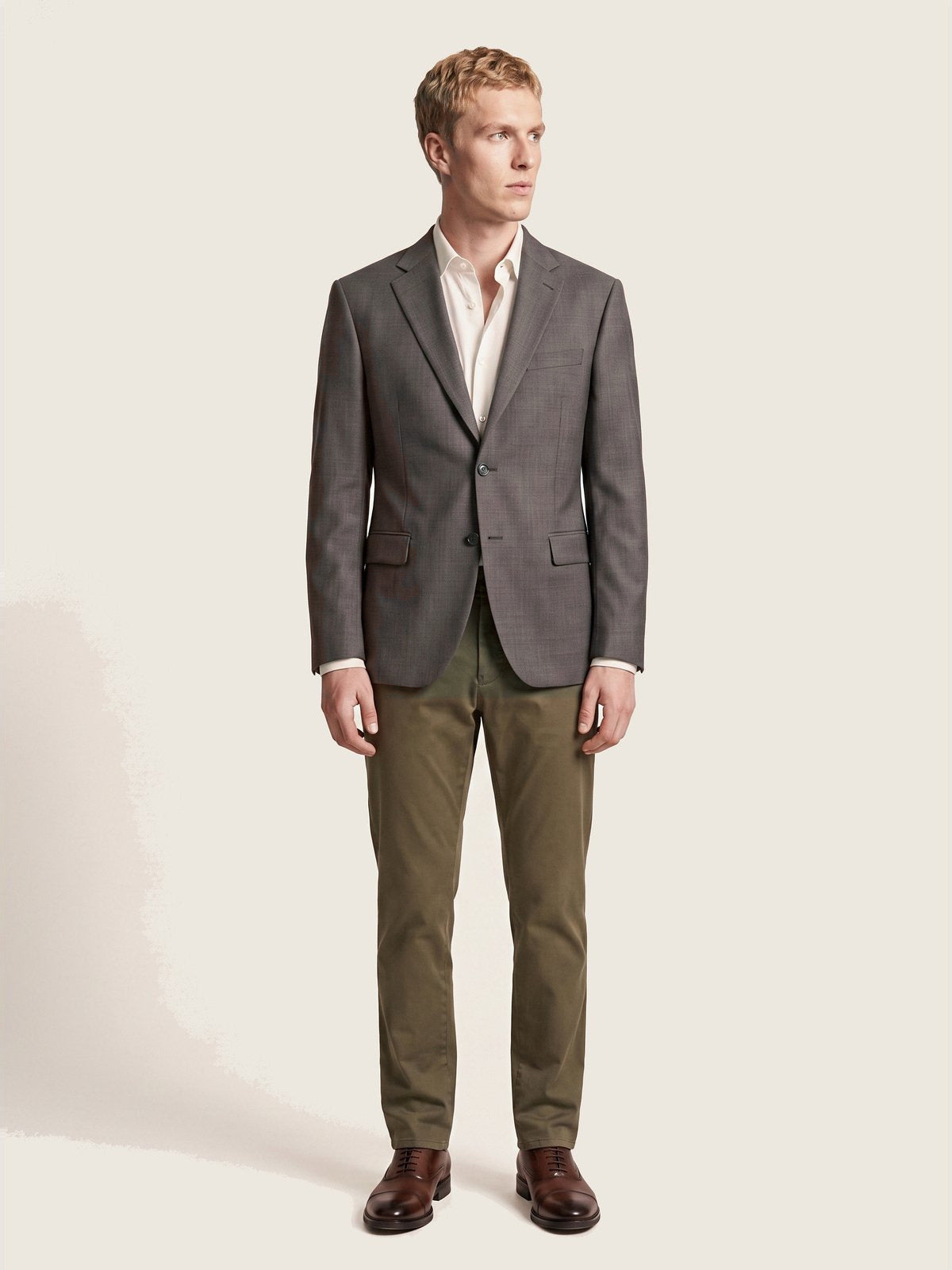 Blazer, Warm Brown, on the model