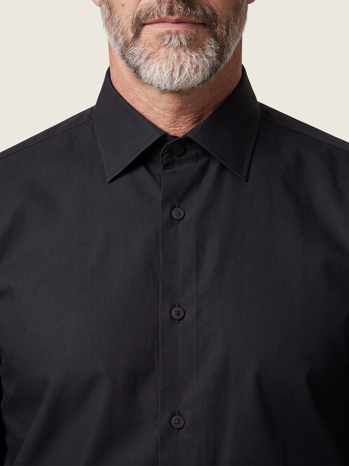 Classic Shirt, Black Slim, the collar and placket on the model