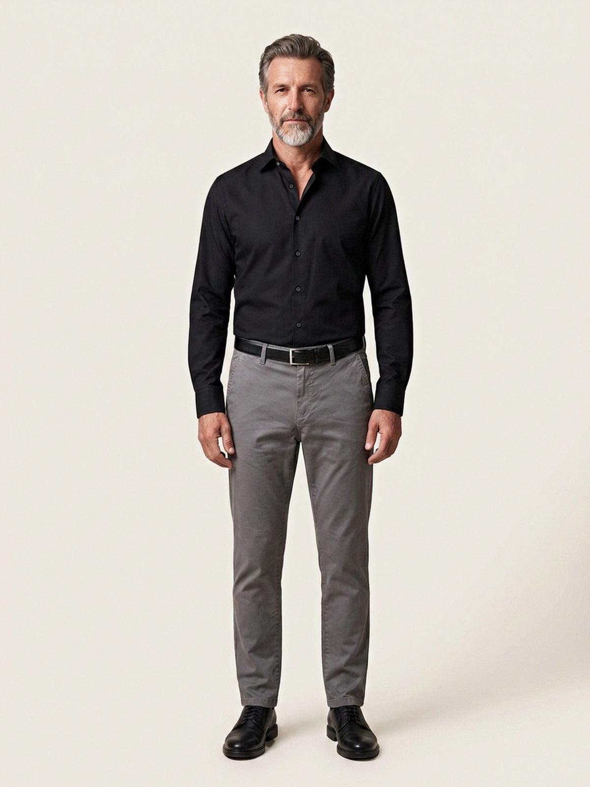 Classic Shirt, Black Slim, on the model