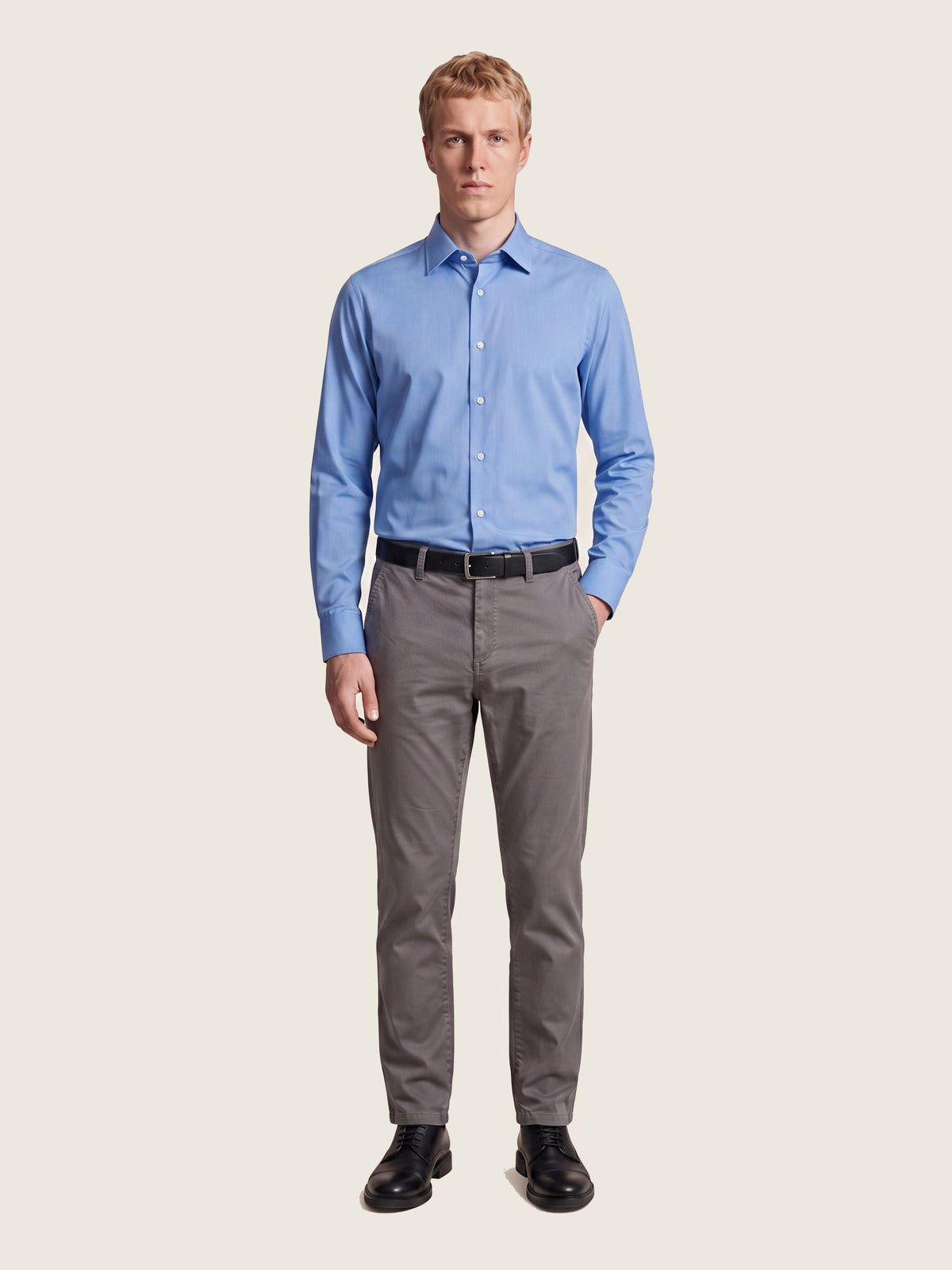 Classic Shirt, Mid Blue, on the model