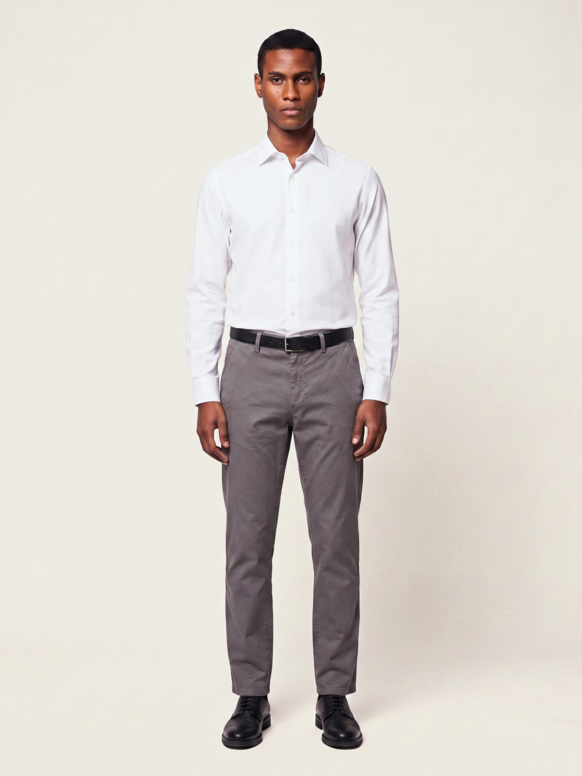 Classic Shirt, White Slim, on the model