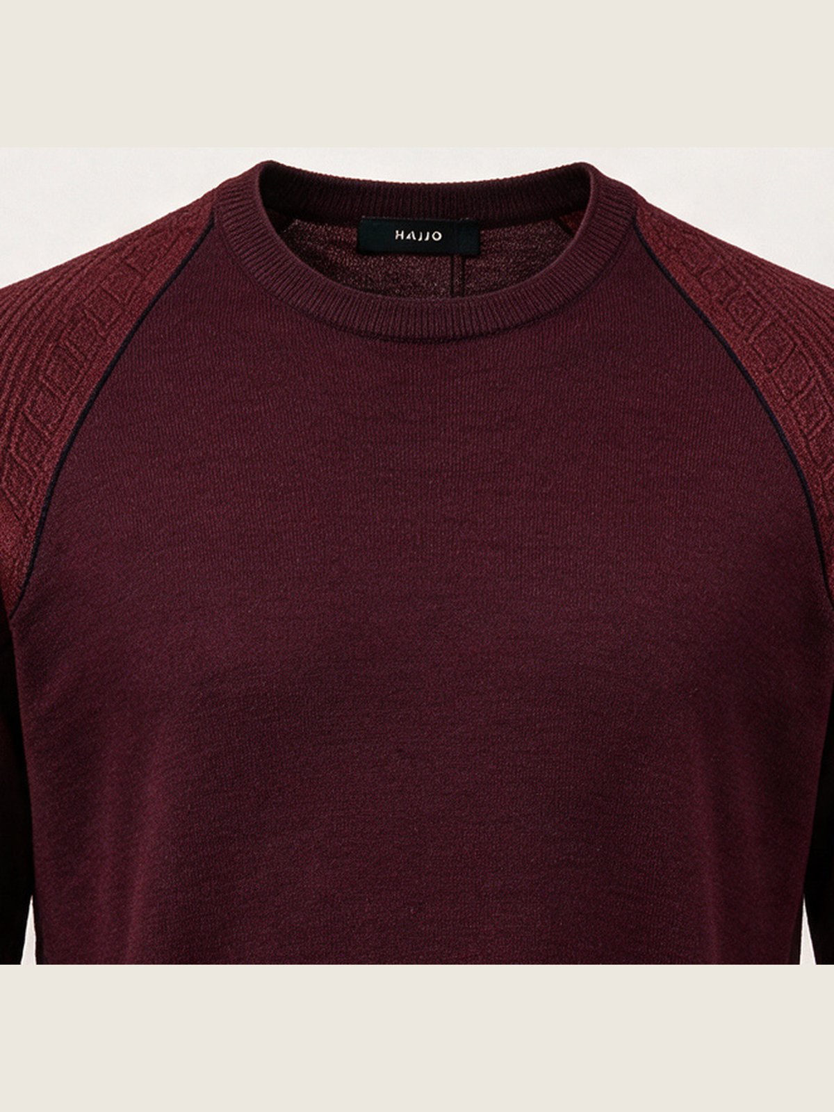 Merino Crew Neck, Burgundy, collar and lapel